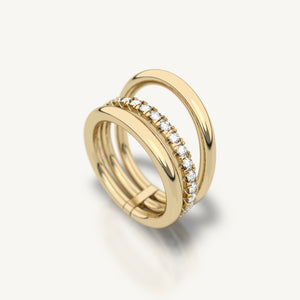 Yellow gold ring made from 18k recycled gold and lab grown diamonds